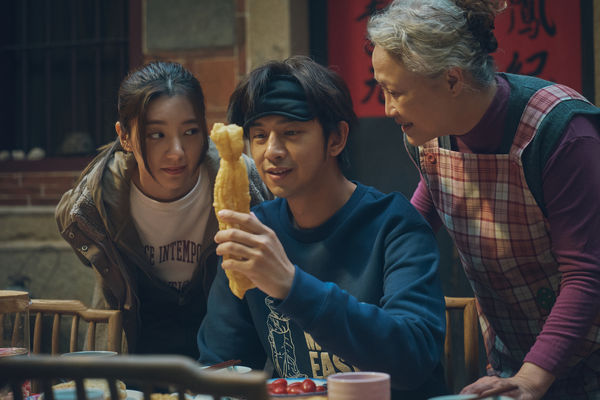 ▲《不如海邊吹吹風》由郭雪芙、陳柏霖主演。（圖／大川大立提供）