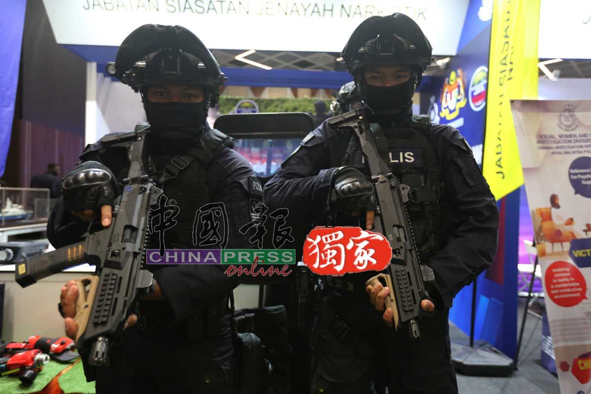8058081-1 ▲▼馬來西亞警方破獲台灣販毒集團,出動掃毒精英部隊攻堅。(圖/馬來西亞中國報提供)