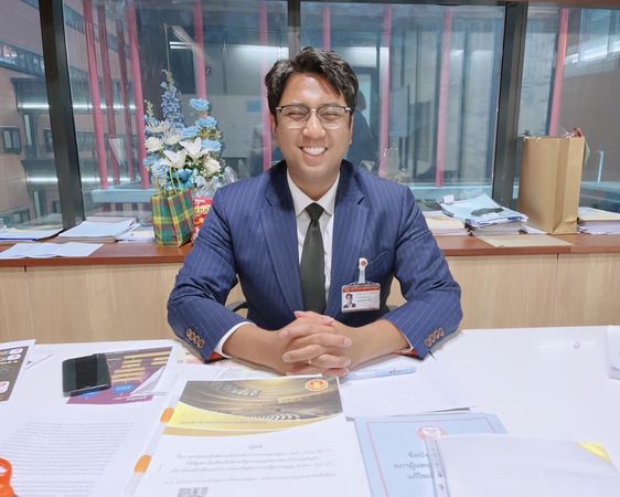 ▲▼泰國眾院議員猜言帕宛（Chaiyamparwaan Manpianjit）涉嫌在今年1月於清邁性侵25歲台灣籍女遊客。（圖／翻攝自Facebook／ปูอัด ไชยามพวาน สส. เขตจอมทอง-บางขุนเทียน-ท่าข้าม ）