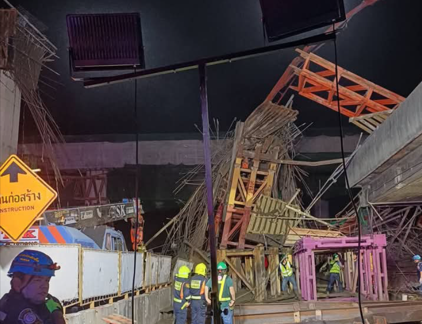 8127941-1 ▲▼泰國高速公路興建工程坍塌!5死22傷 恐怖殘骸畫面曝光。(圖/翻攝自曼谷郵報)