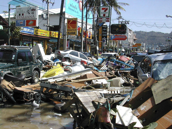 ▲▼印度洋大地震（Indian Ocean Earthquake）引發南亞大海嘯。（圖／達志影像／美聯社）