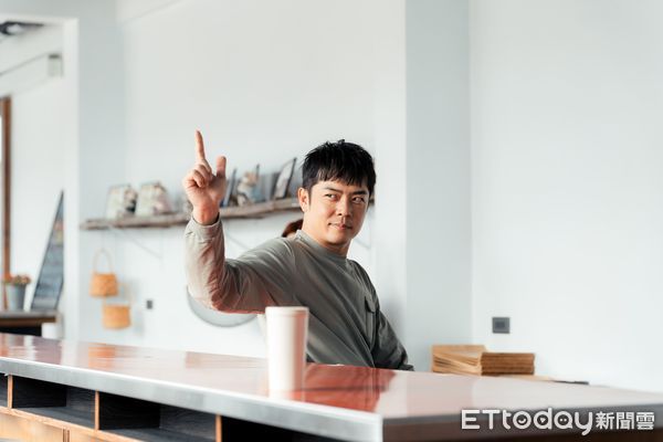 ▲八大綜合台正在熱播的實境節目《嗨！營業中》第五季，上週日（27日）播出，奪下週日全台資訊綜藝節目收視冠軍。（圖／八大提供）