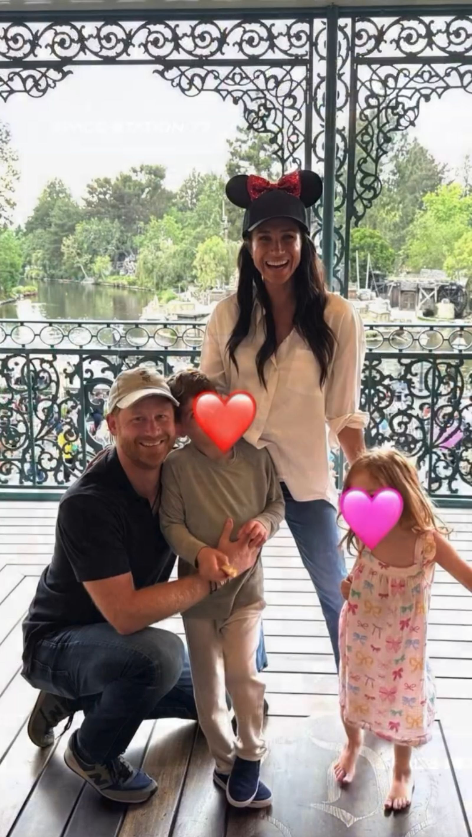 哈利王子一家四口遊迪士尼！　重現黛妃31年前溫馨回憶