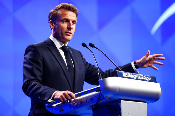 d8240480 ▲▼法國總統馬克宏(Emmanuel Macron)30日晚間出席新加坡的「香格里拉對話」(Shangri-La Dialogue)安全論壇 。(圖/路透)