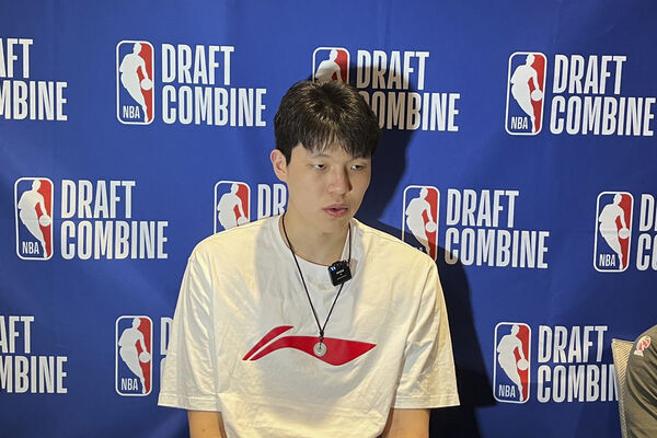▲「中國約基奇」楊瀚森，目前NBA選秀預測行情已經衝上首輪。（圖／達志影像／美聯社）