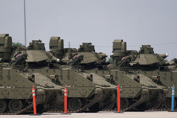 d8261173-1 ▲▼美國華府14日將舉辦閱兵儀式,盛大慶祝陸軍建軍250週年。(圖/路透)
