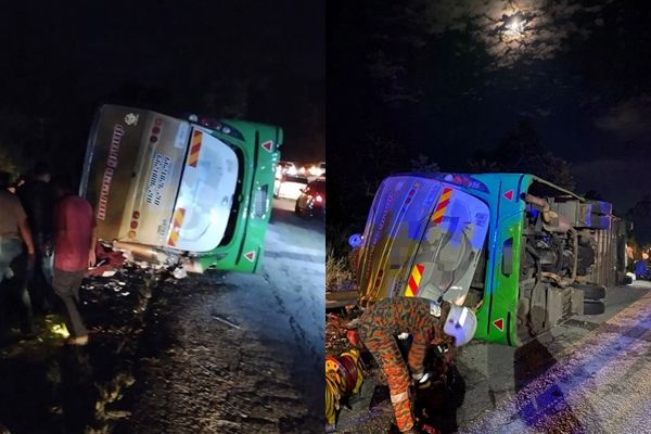 8252733 ▲▼大馬遊覽車「90度翻覆」!15大學生慘死。(圖/翻攝自中國報)