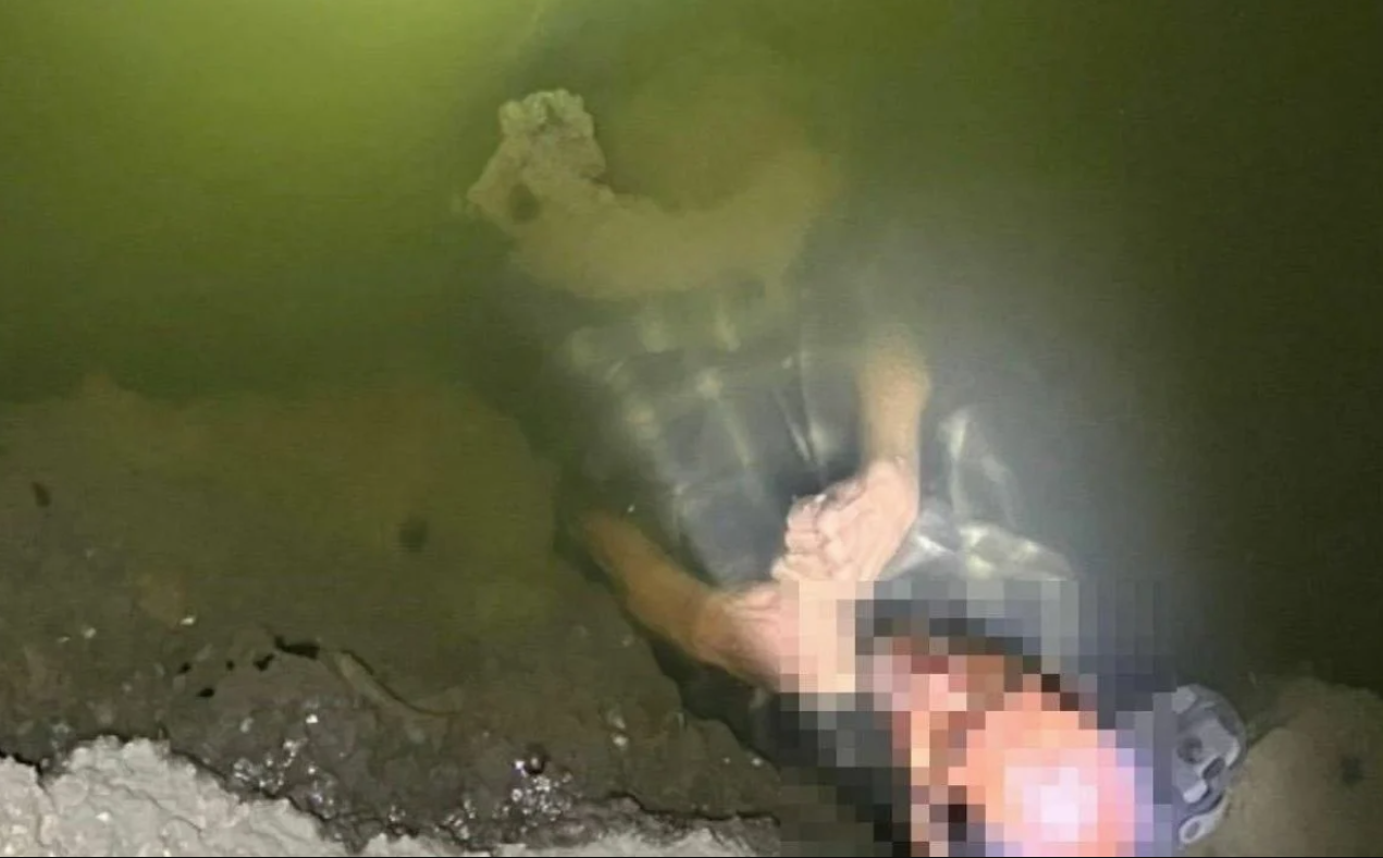 8258872-1 ▲▼浮屍突復活!警打撈到一半 「滿頭血男屍」大喊救命。(圖/翻攝曼谷郵報)