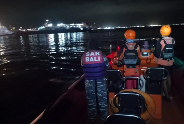 d8289645-1 ▲▼印尼跨海渡輪疑沉沒! 船上65人生死不明。(圖/翻攝自X)