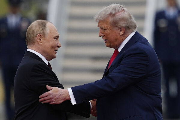 d8357916-1 ▲▼美國總統川普(Donald Trump)16日於阿拉斯加與俄羅斯總統普丁(Vladimir Putin)舉行峰會。(圖/達志影像/美聯社)