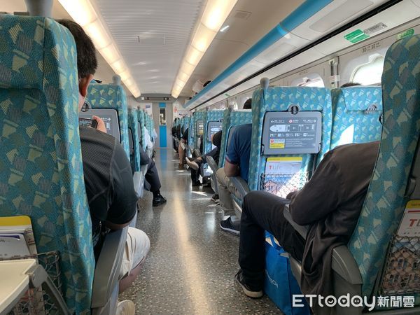 d5909740-1 ▲▼高鐵車廂(圖/記者劉維榛攝)