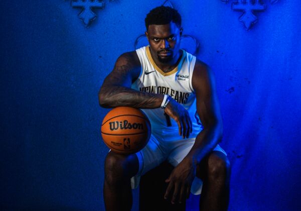 d8415016-1 ▲鵜鶘威廉森在新賽季媒體日以超精壯體態現身。(圖/取自鵜鶘IG)