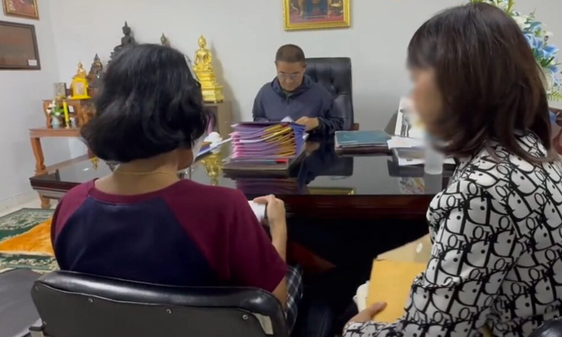8404444 ▲▼41歲母單女「網戀帥和尚」3年!曾視訊裸聊 戶頭剩0元才知被騙。(圖/翻攝自民意報)
