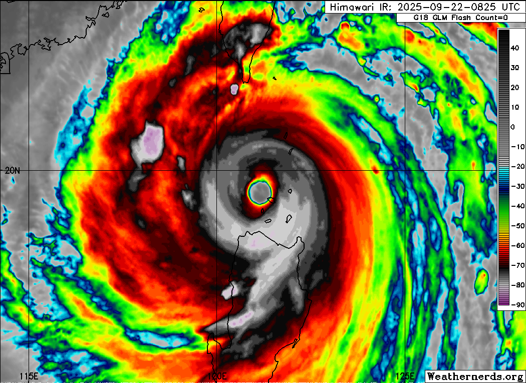 8412767-1 ▲▼樺加沙颱風。(圖/中央氣象署、NCDR、翻攝ISS、NOAA、tropicaltidbits、weathernerds)