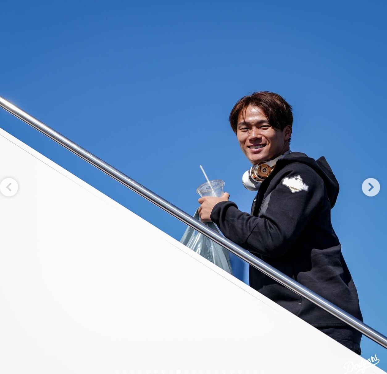 ▲▼洛杉磯道奇啟程飛往多倫多備戰世界大賽，山本由伸、佐佐木朗希。（圖／翻攝自IG／dodgers）