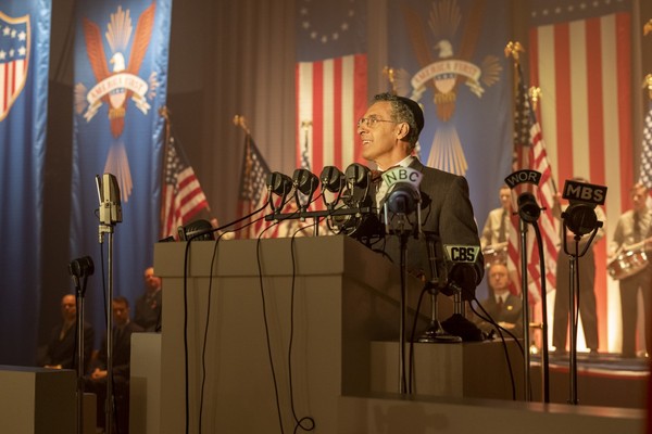 d4761468-1 ▲▼HBO全新迷你影集《美國外史》(THE PLOT AGAINST AMERICA)。(圖/HBO提供)