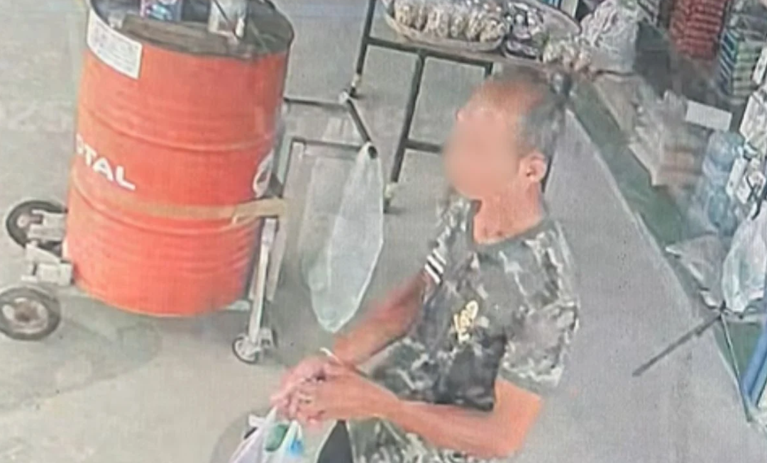▲▼泰男「左腳綁樹上」詭異陳屍農田！警堅稱是輕生　最後身影曝。（圖／翻攝自Facebook／แก้วทิพย์เขมมะศิหริรักษ์）