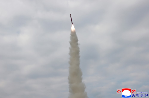 d8467622 ▲▼北韓朝西部海域試射海對地巡弋飛彈。(圖/取自朝中社)
