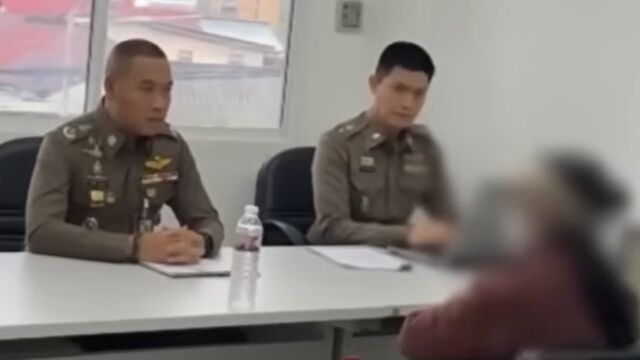 ▲▼差25歲母子戀！嫩夫偷吃還喊「3人行」　遭60歲正宮怒轟多槍。（圖／翻攝YouTube）