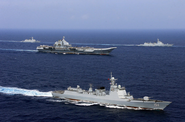 ▲▼中國大陸遼寧號航空母艦。（圖／路透社）