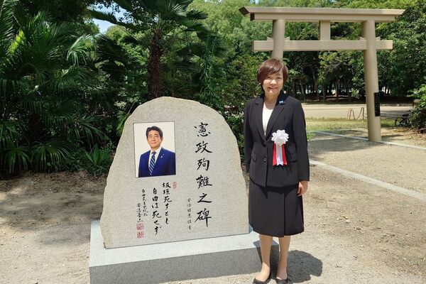 d8490716 安倍昭惠形容丈夫是一位溫柔、真誠、從不擺架子的人。(翻攝自安倍昭惠X)
