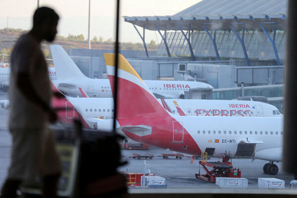 ▲▼西班牙伊比利亞航空（Iberia Airlines）則宣布，自24日起暫停所有飛往委內瑞拉加拉加斯（Caracas）航班。（圖／路透）