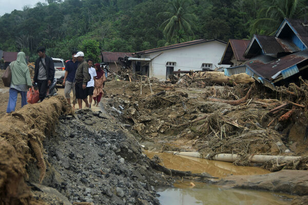 ▲▼印尼北蘇門答臘省（North Sumatra）洪災。（圖／路透）