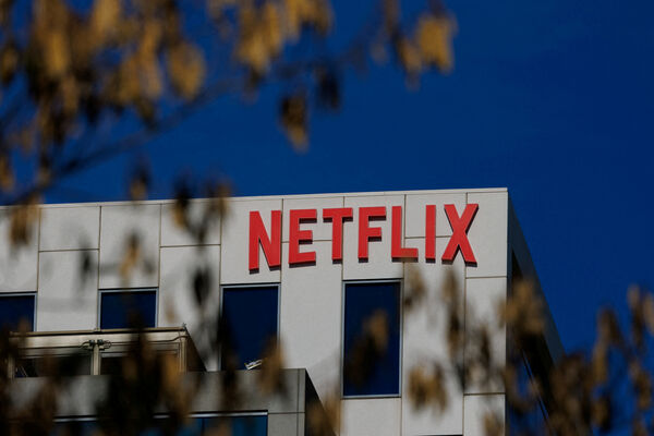 ▲▼Netflix被爆砸1576億收購華納影業！好萊塢連署阻擋。（圖／路透）