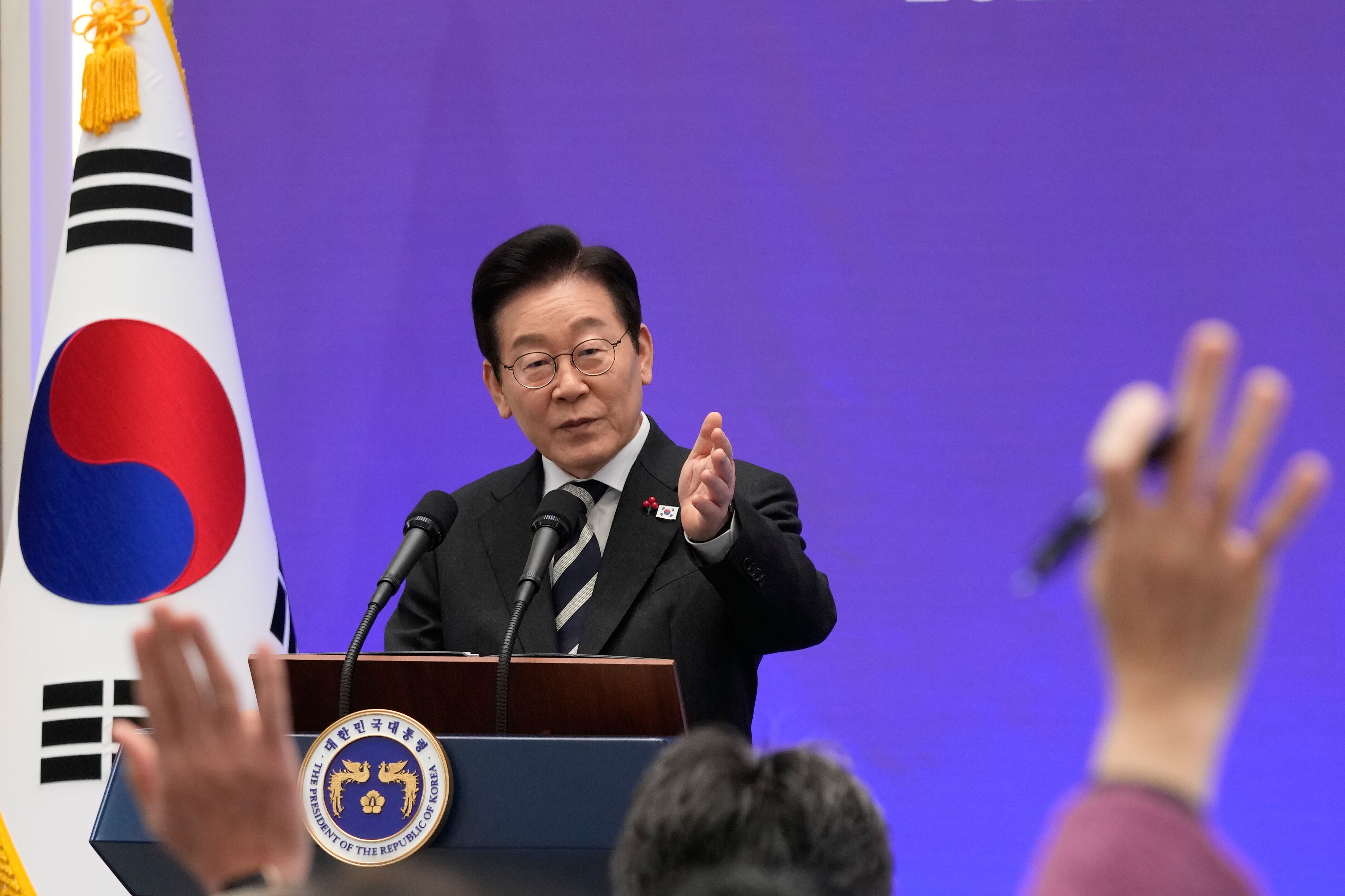 8520396 ▲▼南韓總統李在明3日在青瓦台迎賓館舉行外媒記者會。(圖/達志影像/美聯社)