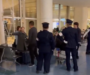 8543315 ▲▼女陸客羽田機場「飆罵台灣遊客」!影片曝。(圖/翻攝自X)
