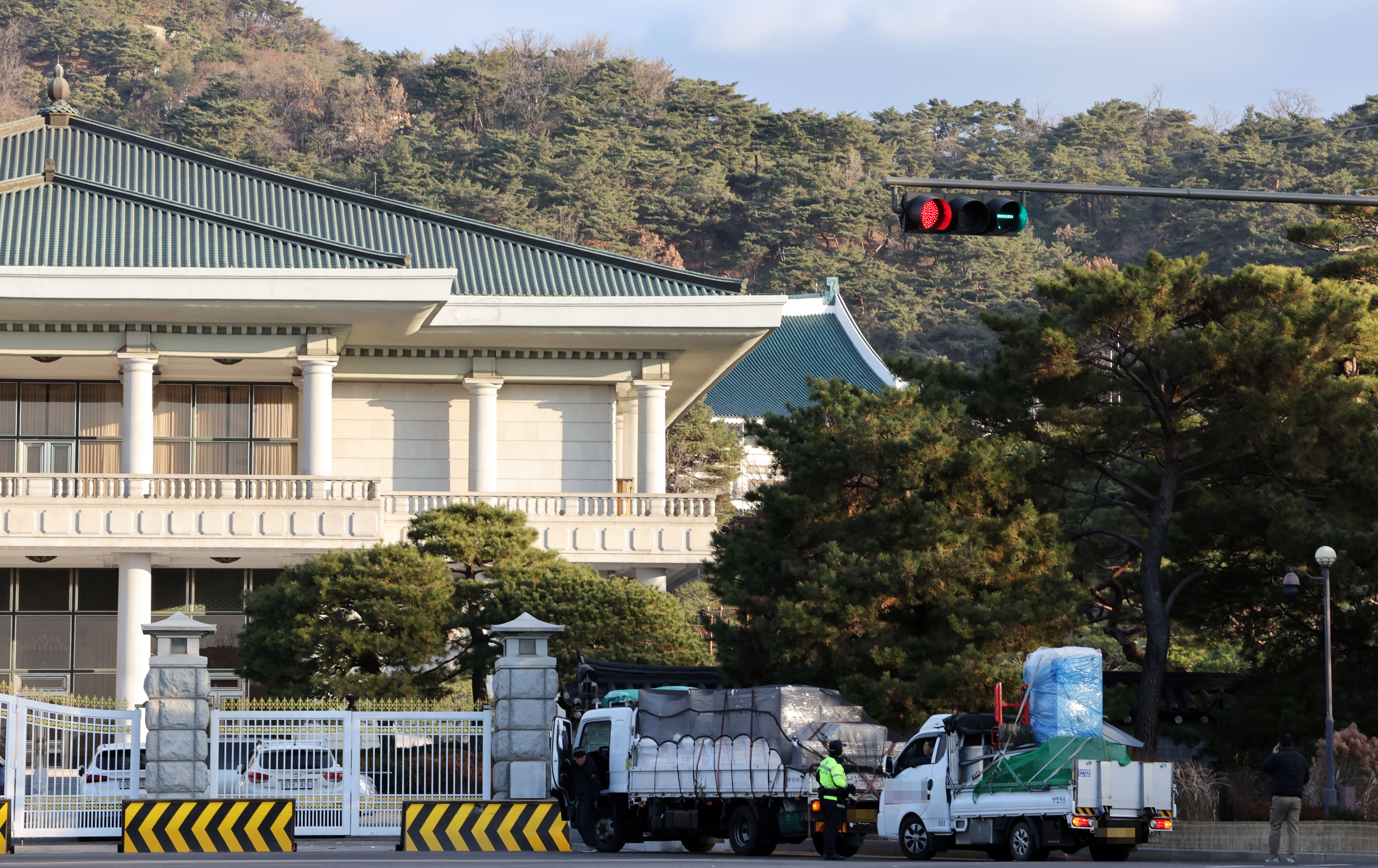8553265 ▲▼南韓總統幕僚辦公室陸續遷回青瓦台。(圖/達志影像)