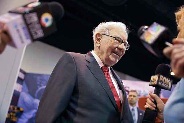 d4205459-1 ▲美國「股神」巴菲特(Warren Buffett)。(圖/路透社)