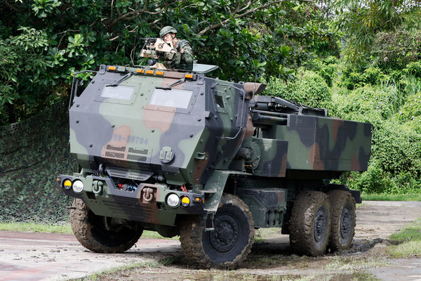 d8304692 ▲▼台灣,漢光演習,HIMARS,海馬斯多管火箭,海馬斯,M142 。(圖/路透)