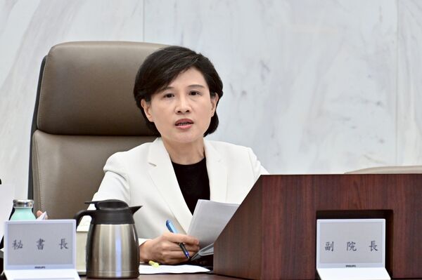 ▲▼行政院副院長鄭麗君主持行政院院會。（圖／行政院提供）