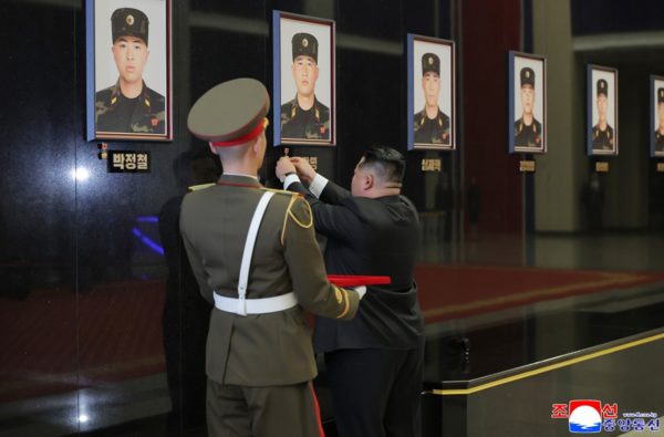 ▲▼金正恩迎接赴俄任務部隊。（圖／取自朝中社）