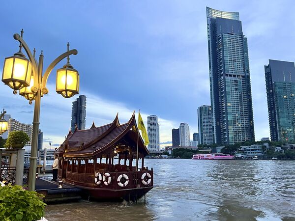 ▲▼泰國曼谷一間位於昭披耶河（ Chao Phraya River）河畔的大飯店。曼谷街景,曼谷觀光,泰國觀光,曼谷風景。（圖／達志影像／美聯社）