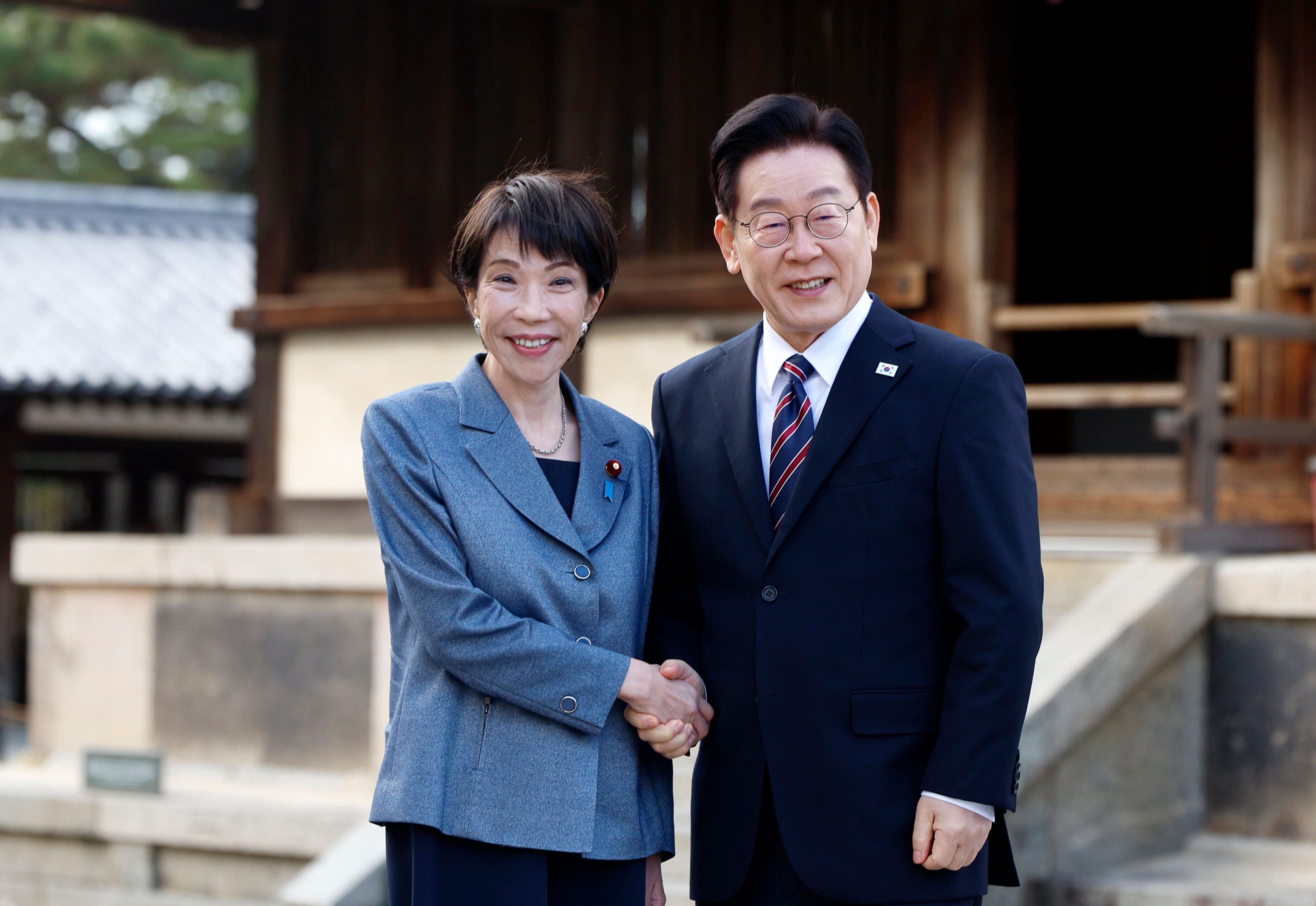 8584580 ▲▼日本首相高市早苗、南韓總統李在明14日參訪奈良法隆寺。(圖/達志影像/美聯社)