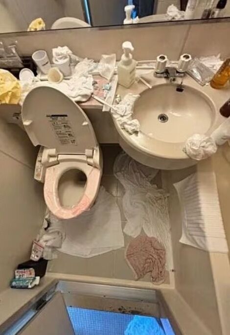 ▲▼恐怖垃圾屋！中國女遊客「驚悚退房照」瘋傳　日民宿員工超崩潰。（圖／翻攝Threads）