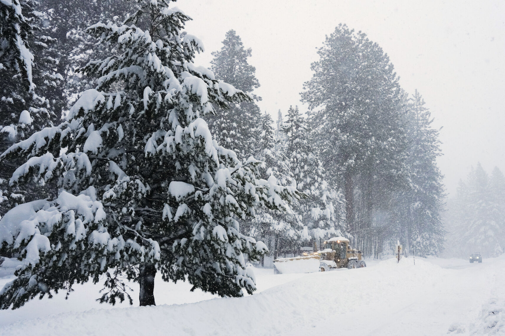 ▲▼美國加州發生嚴重雪崩。（圖／達志影像／美聯社）