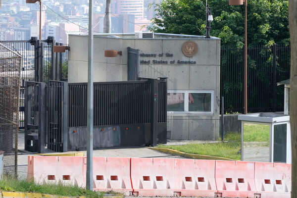 d8433675 ▲▼美國駐委內瑞拉卡拉卡斯(Caracas)已關閉的大使館園區。(圖/達志影像/美聯社)