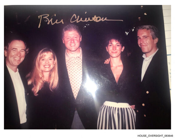 ▲▼前美國總統柯林頓（Bill Clinton）、麥斯威爾（Ghislaine Maxwell）以及淫魔富商艾普斯坦（Jeffrey Epstein）。（圖／路透）