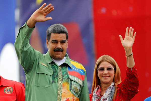 ▲委內瑞拉總統馬杜洛（Nicolás Maduro）及第一夫人佛羅雷斯（Cilia Flores）。（圖／路透）