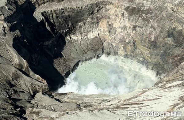 ▲▼阿蘇火山口,阿蘇山,阿蘇火山。（圖／記者張方瑀攝）