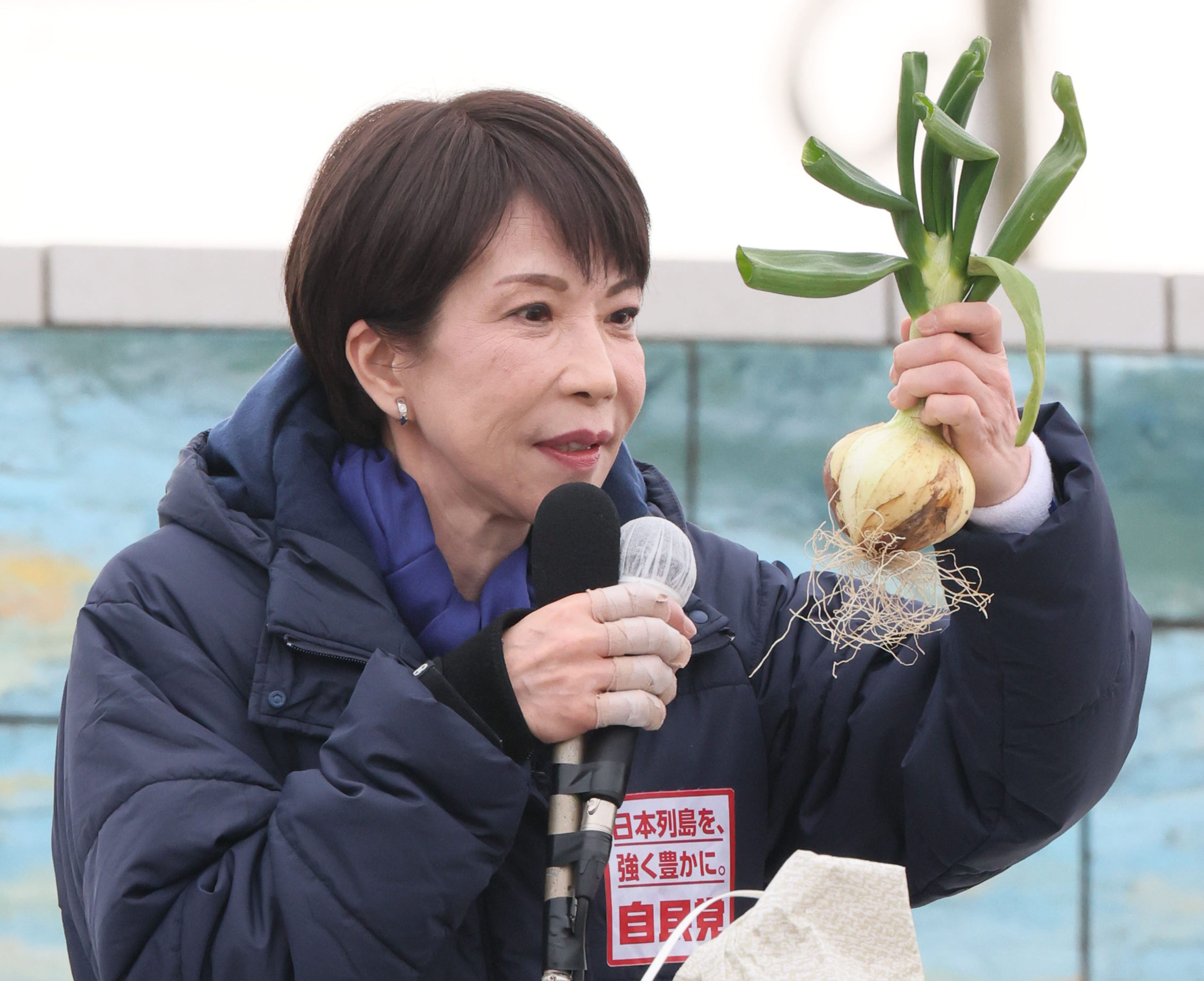 ▲▼日本首相兼自民黨總裁高市早苗15日在佐賀縣白石町進行街頭演說。（圖／達志影像／美聯社）