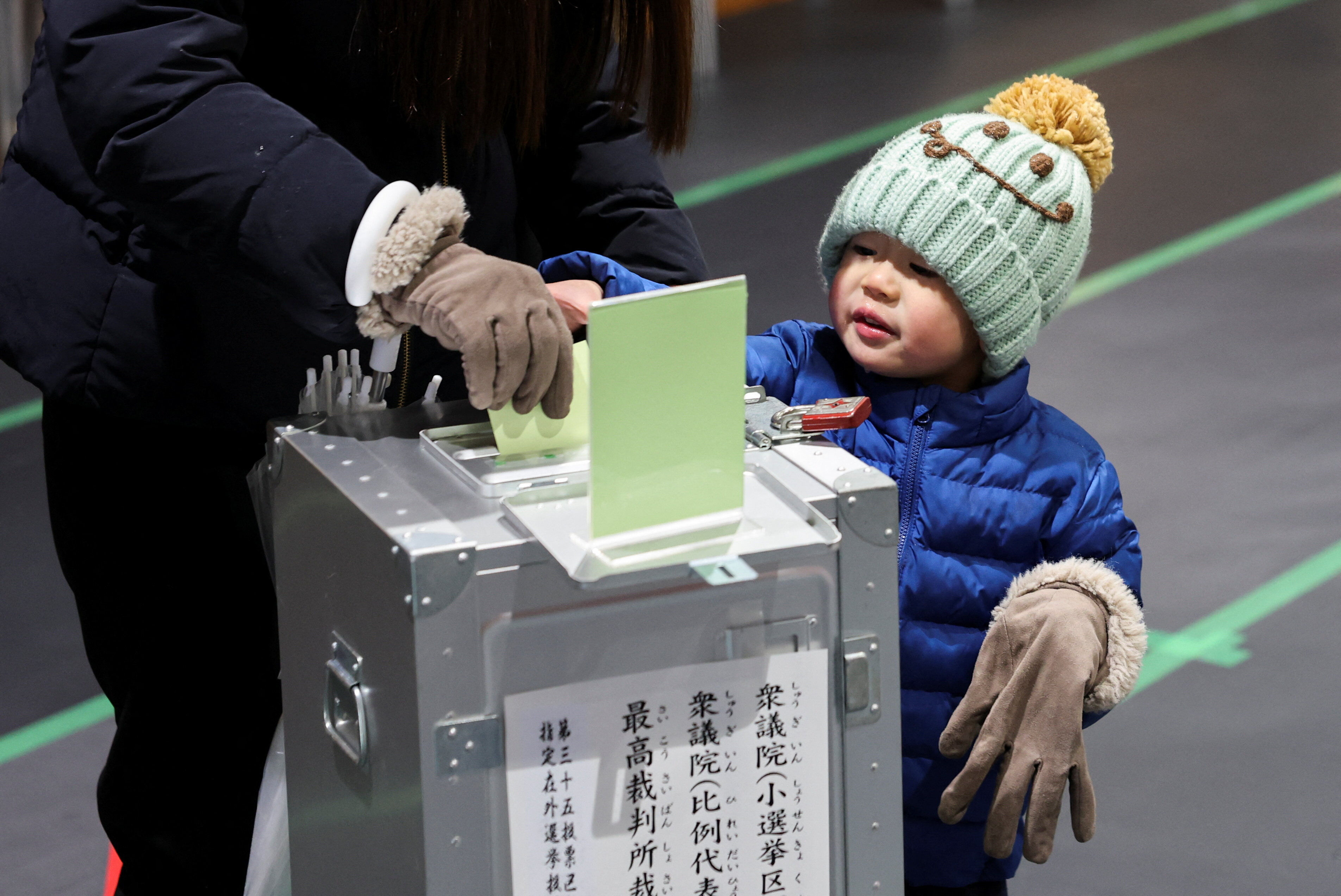 ▲▼日本眾議院大選投票。（圖／路透）