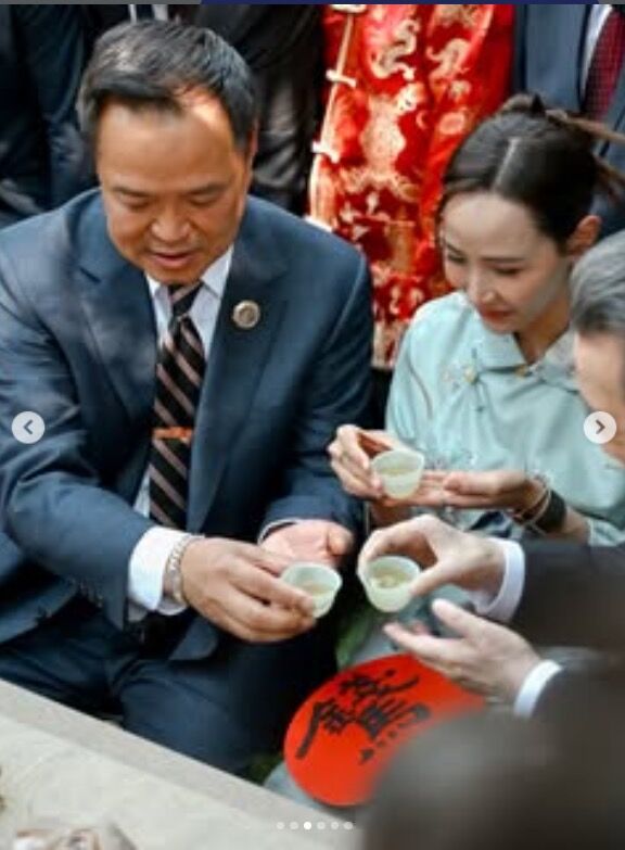8626373-1 ▲▼泰看守總理阿努廷與小20歲女友塔納農(Thananon Niramit)結婚。(圖/翻攝IG/jaa.thananon)