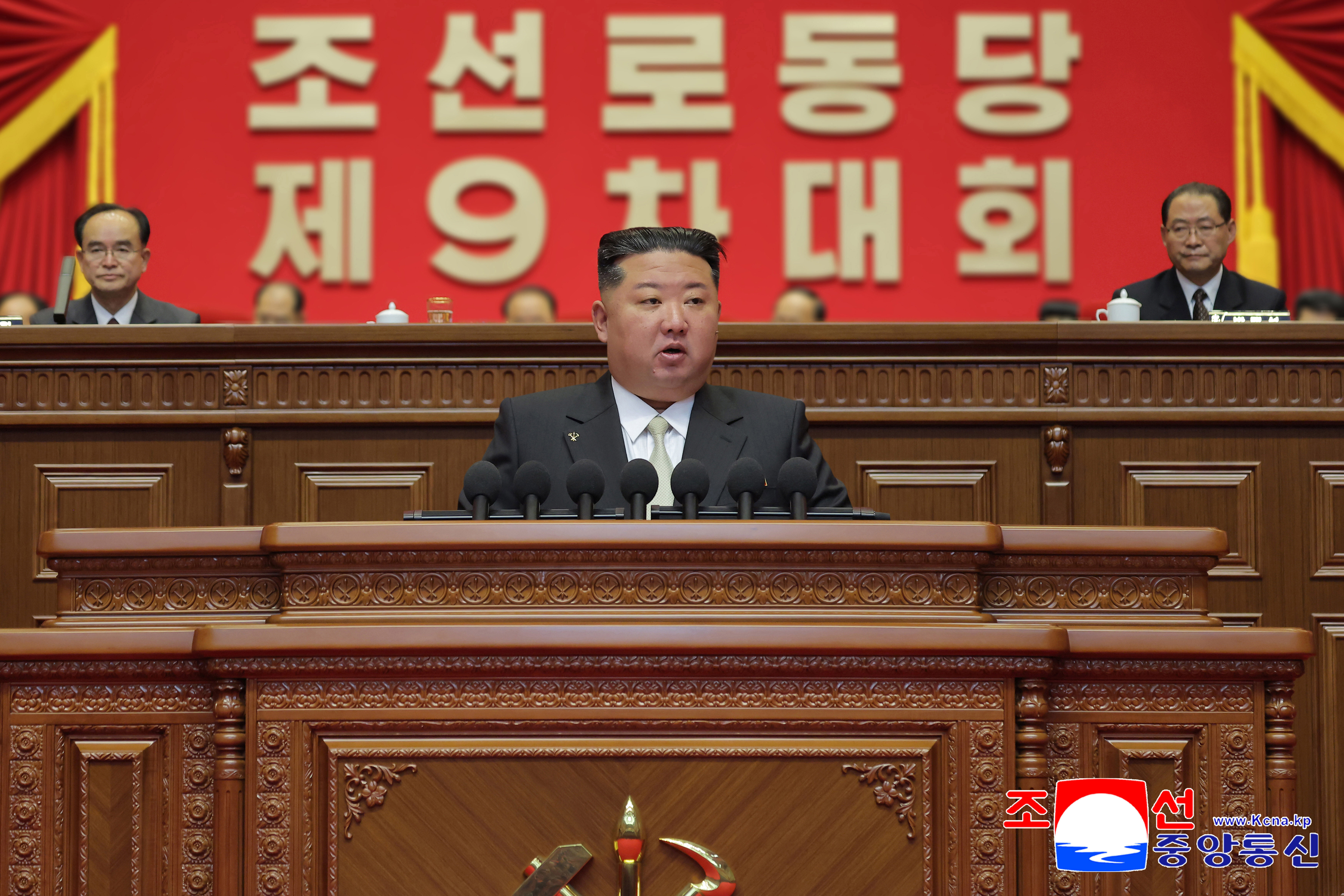 ▲▼北韓首都平壤19日起召開朝鮮勞動黨第九次代表大會，其最高領導人金正恩發表開幕致詞。（圖／達志影像／美聯社）