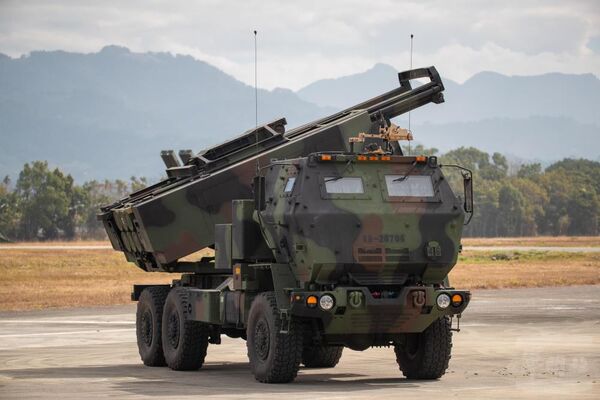 d8600211 陸軍春節戰備新式戰力操演 籲請國人支持先進武器建構