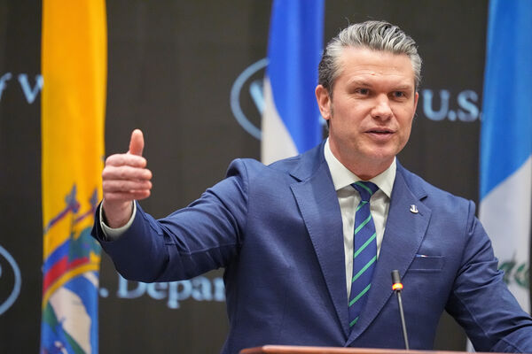 d8646879-1 ▲▼ 美國國防部長赫格塞斯(Pete Hegseth)。(圖/達志影像/美聯社)
