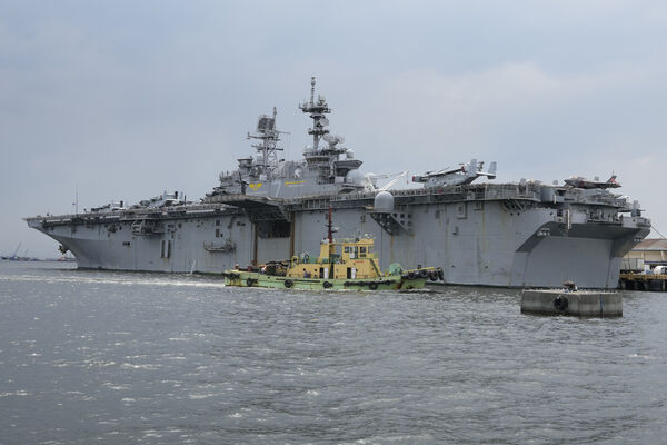 d8658203-2 ▲▼美軍兩棲突擊艦「的黎波里號」(USS Tripoli)。(圖/達志影像/美聯社)